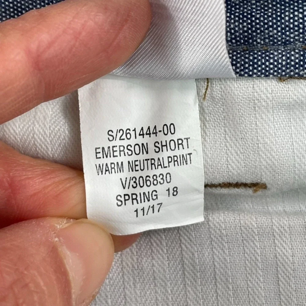Banana Republic Emerson Chino Shorts in Brown Neutral Print Men 38 Casual Preppy